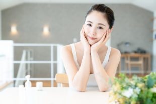 顔が小さくなる方法10選